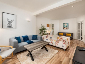 Family Friendly 3 Bed Home In Pinner Pets Welcome - Pass the Keys